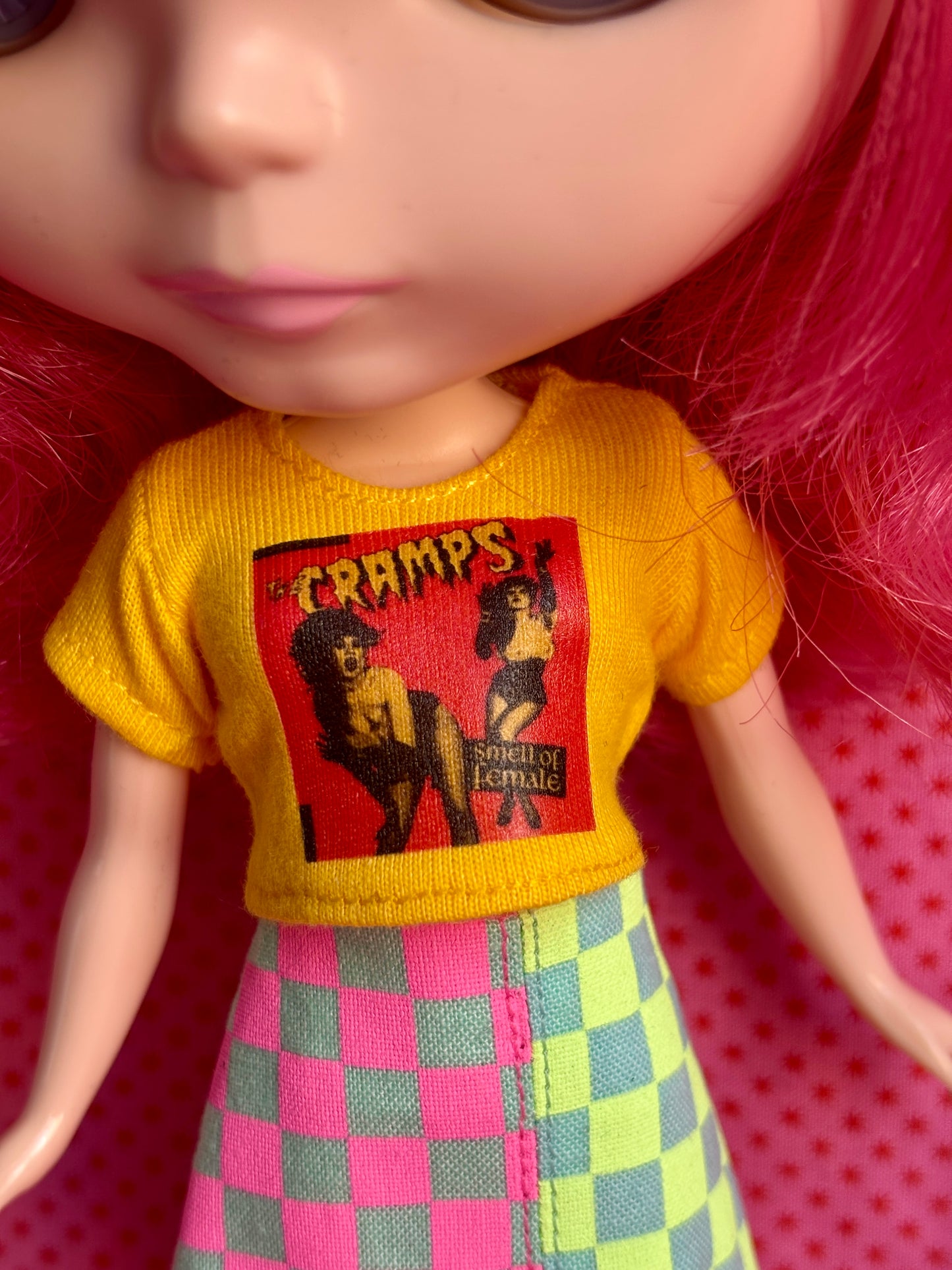 Smell of Female Yellow Crop Tee for Blythe