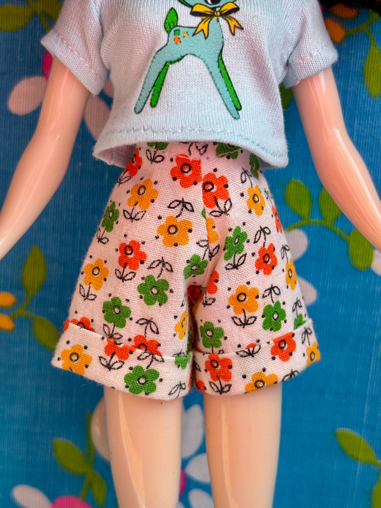 Tiny Spring Flowers Cuffed Cutie Shorts