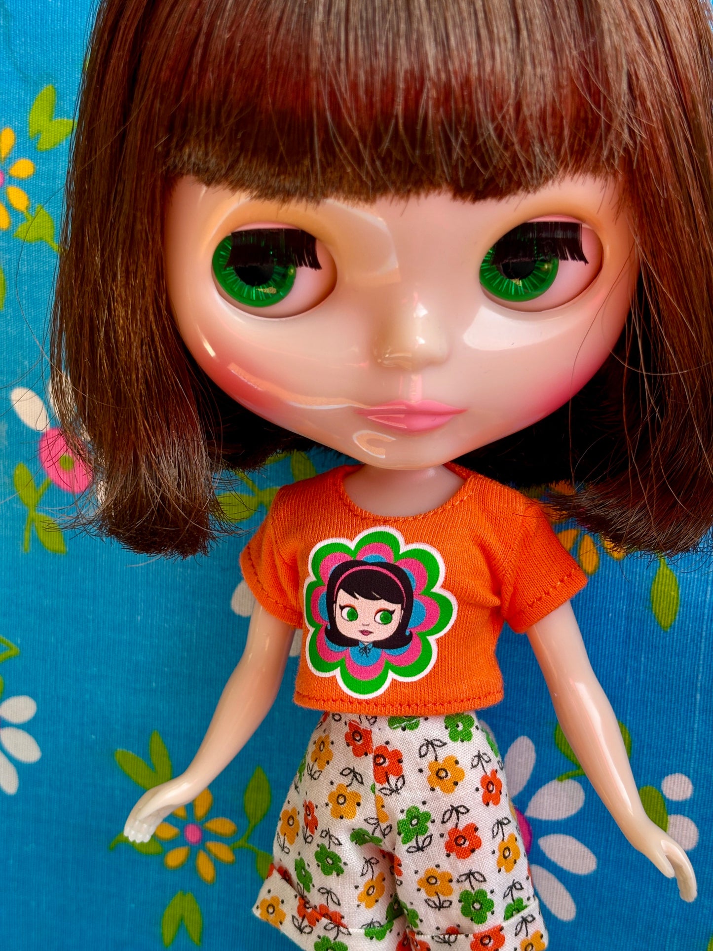 Bloomin' Goldie Orange Crop Tee for Blythe