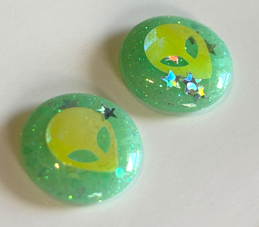 Aliens Attack! / Mint Green Glitter Resin Blythe Eye Chips