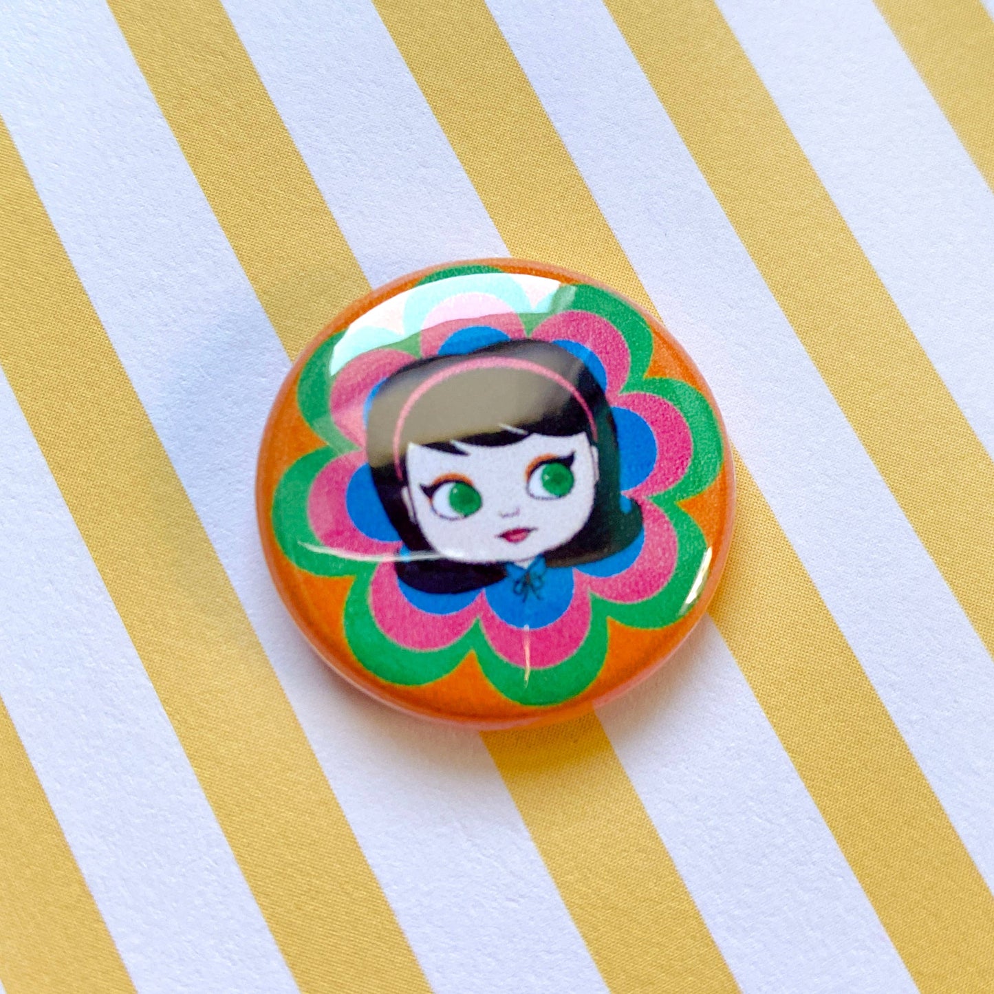 Bloomin' Goldie 1" Pin