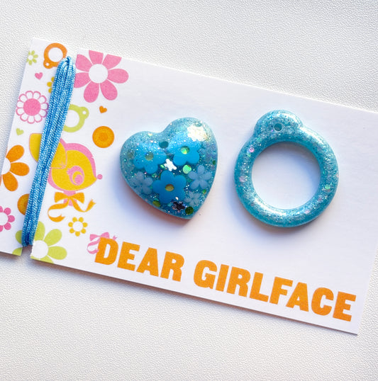 Daisy Bouquet Blue / Resin Glitter Pull Ring Charm Set
