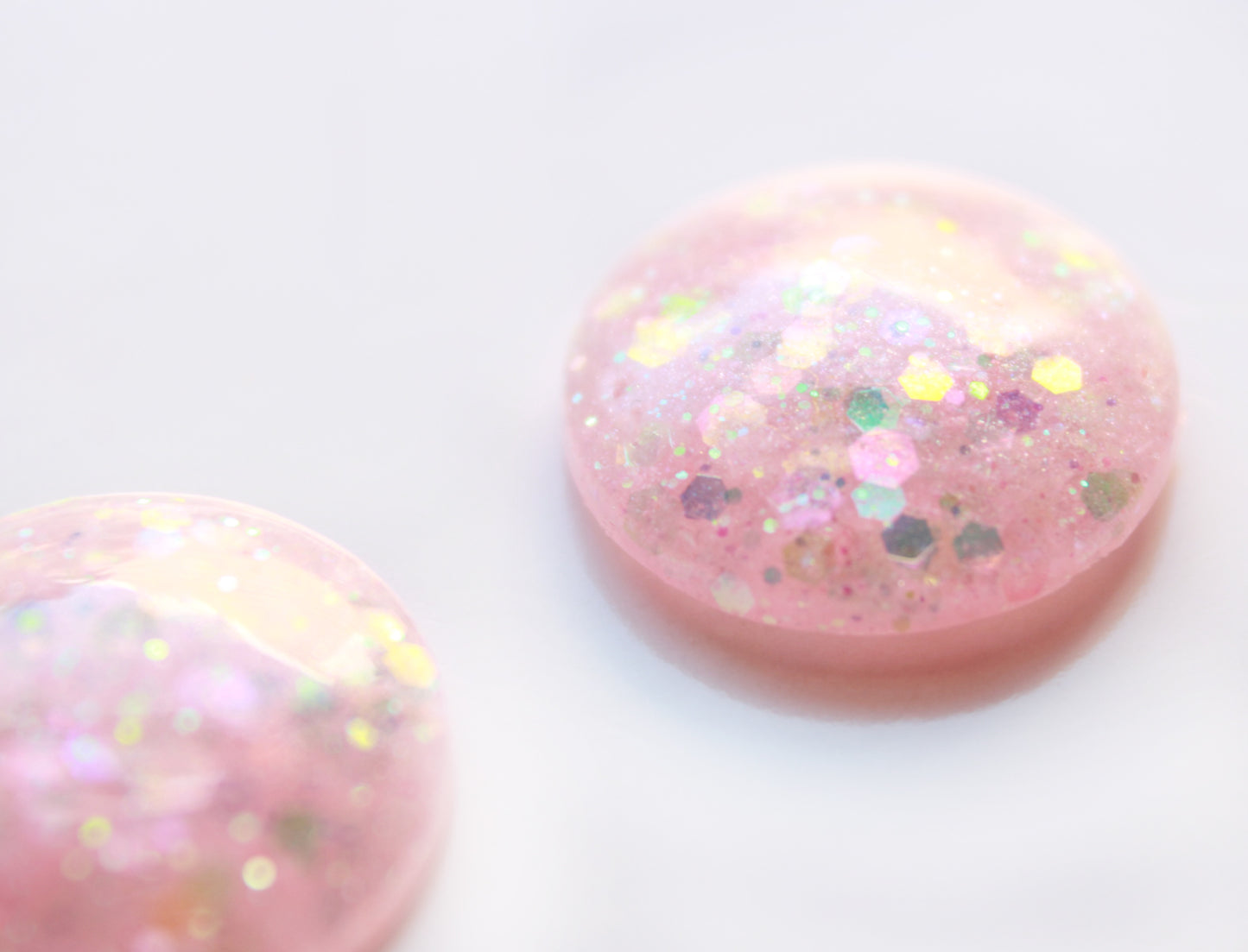 Rose Quartz Magic / Glitter Resin Blythe Eye Chips