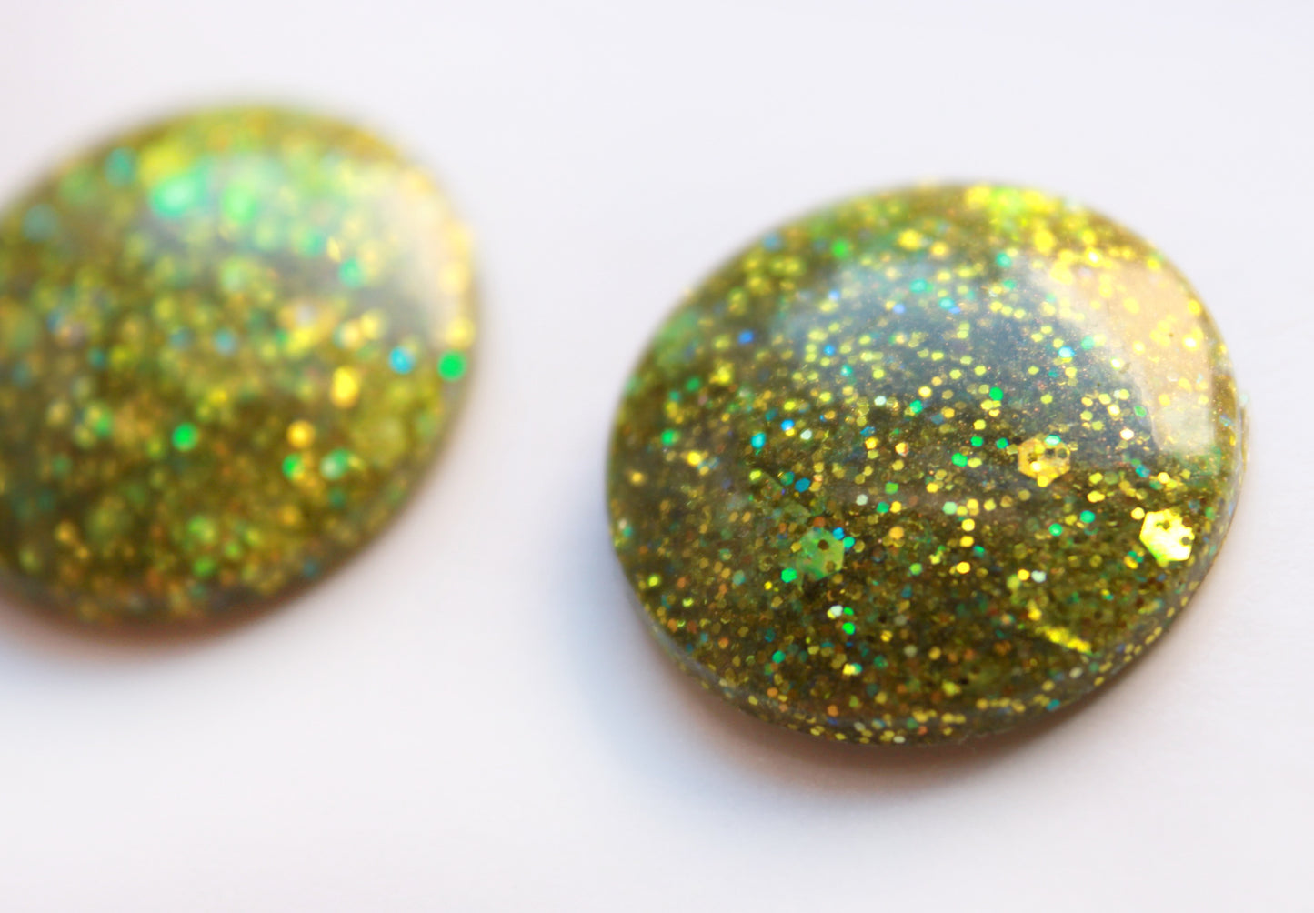 Dirty Martini / Glitter Resin Blythe Eye Chips