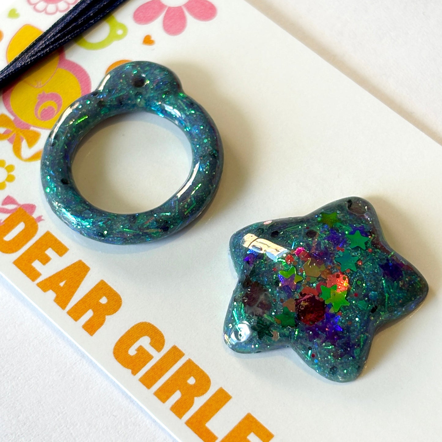 Pretty As A Peacock / OOAK Resin Glitter Pull Ring Set