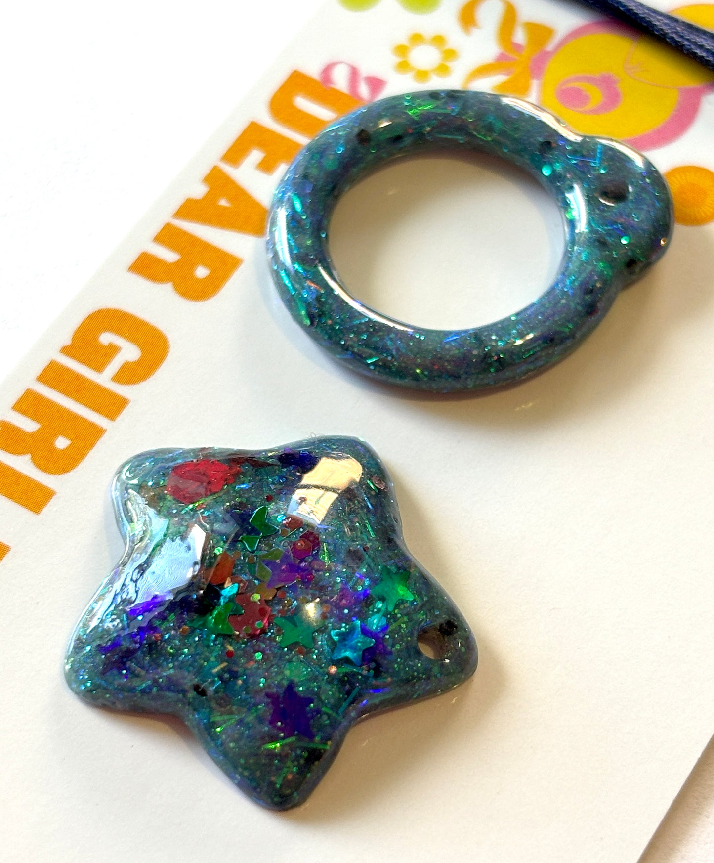 Pretty As A Peacock / OOAK Resin Glitter Pull Ring Set