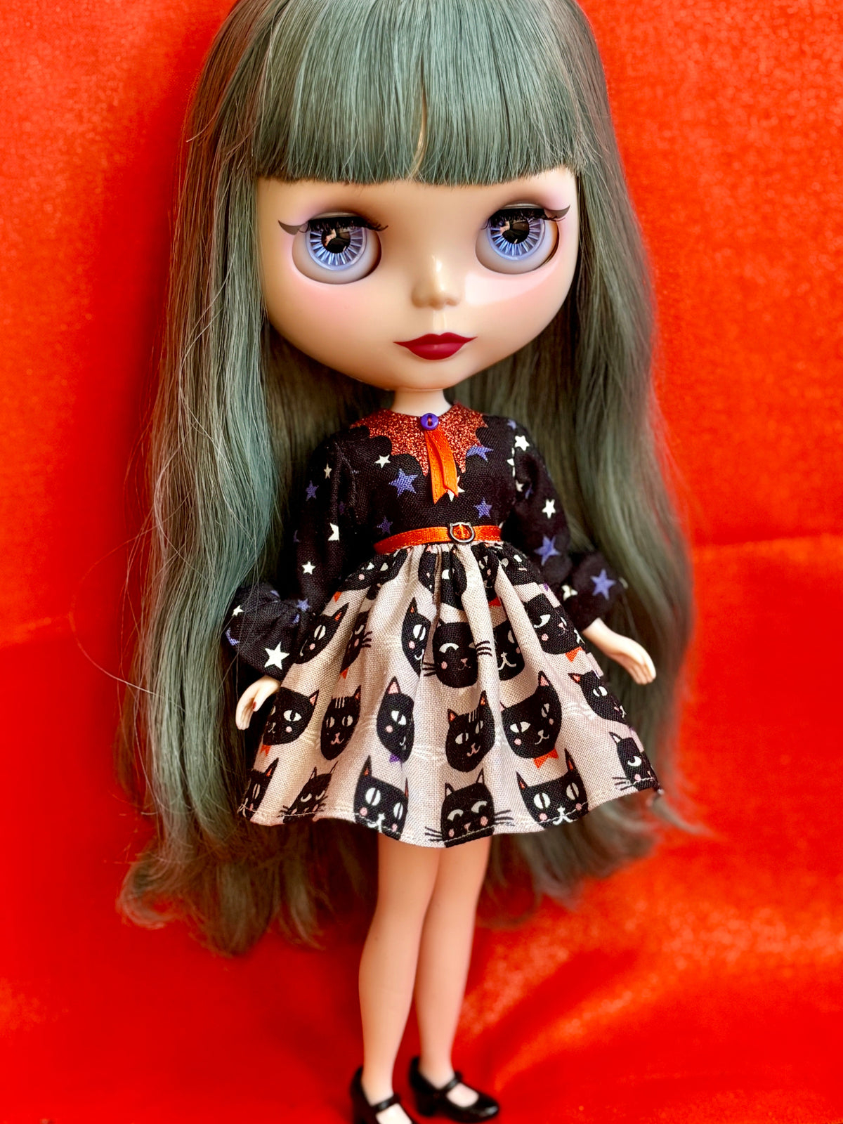 Witch's Familiar Bat Collar Ruffle Sleeve Dress