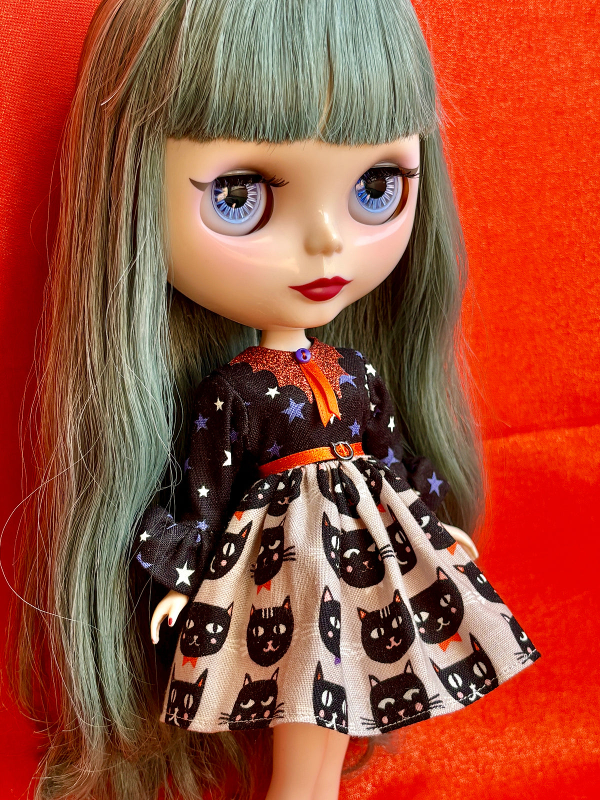 Witch's Familiar Bat Collar Ruffle Sleeve Dress