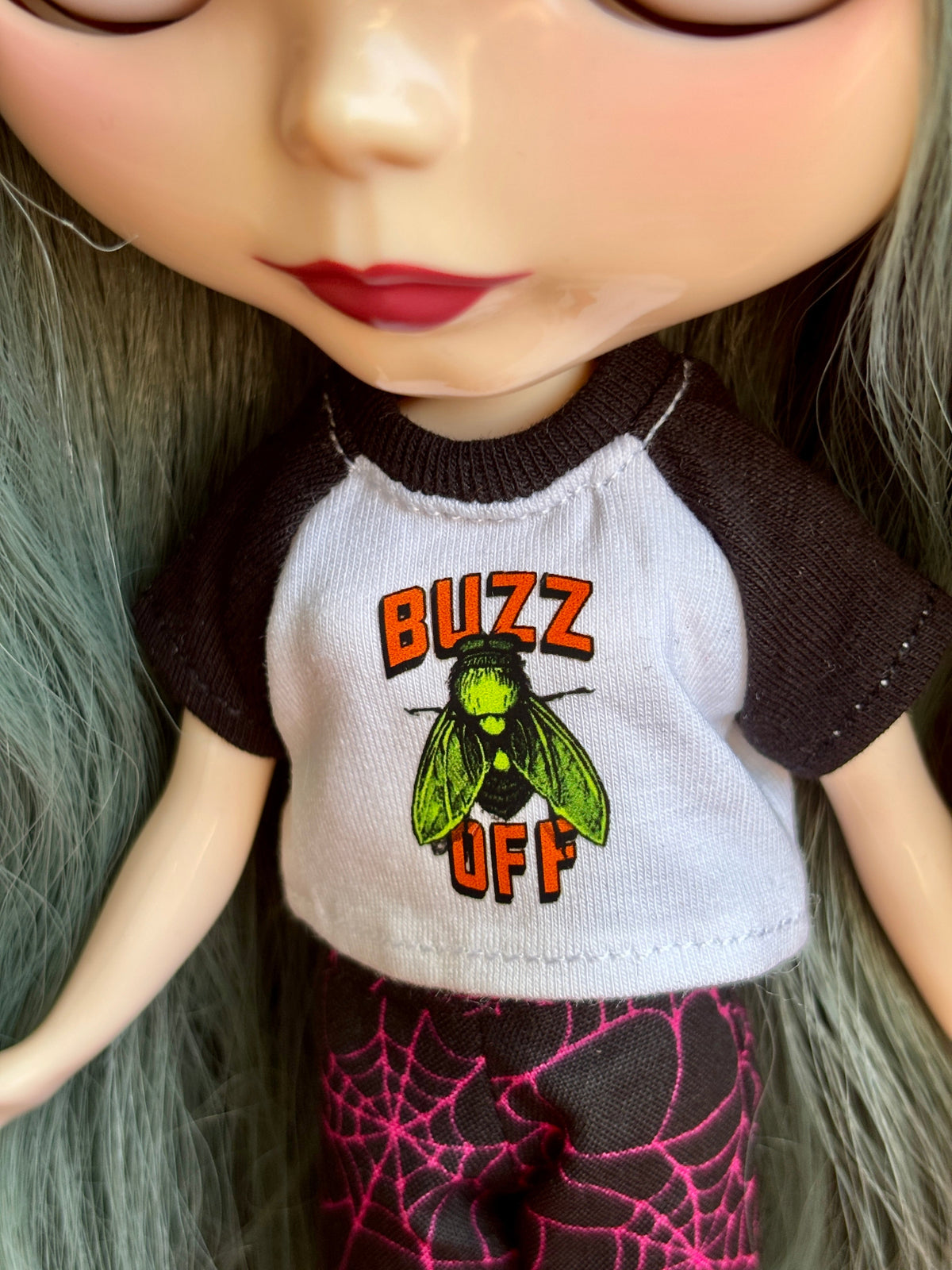 Buzz Off Boxy Raglan Crop Tee for Blythe