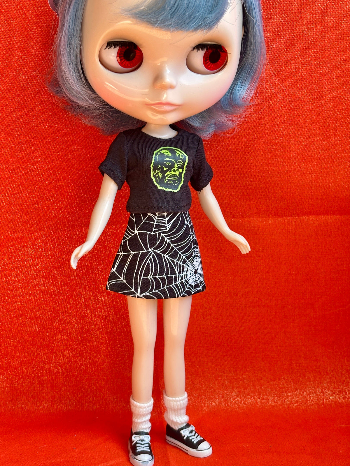 Werewolf Glow Black Crop Tee for Blythe