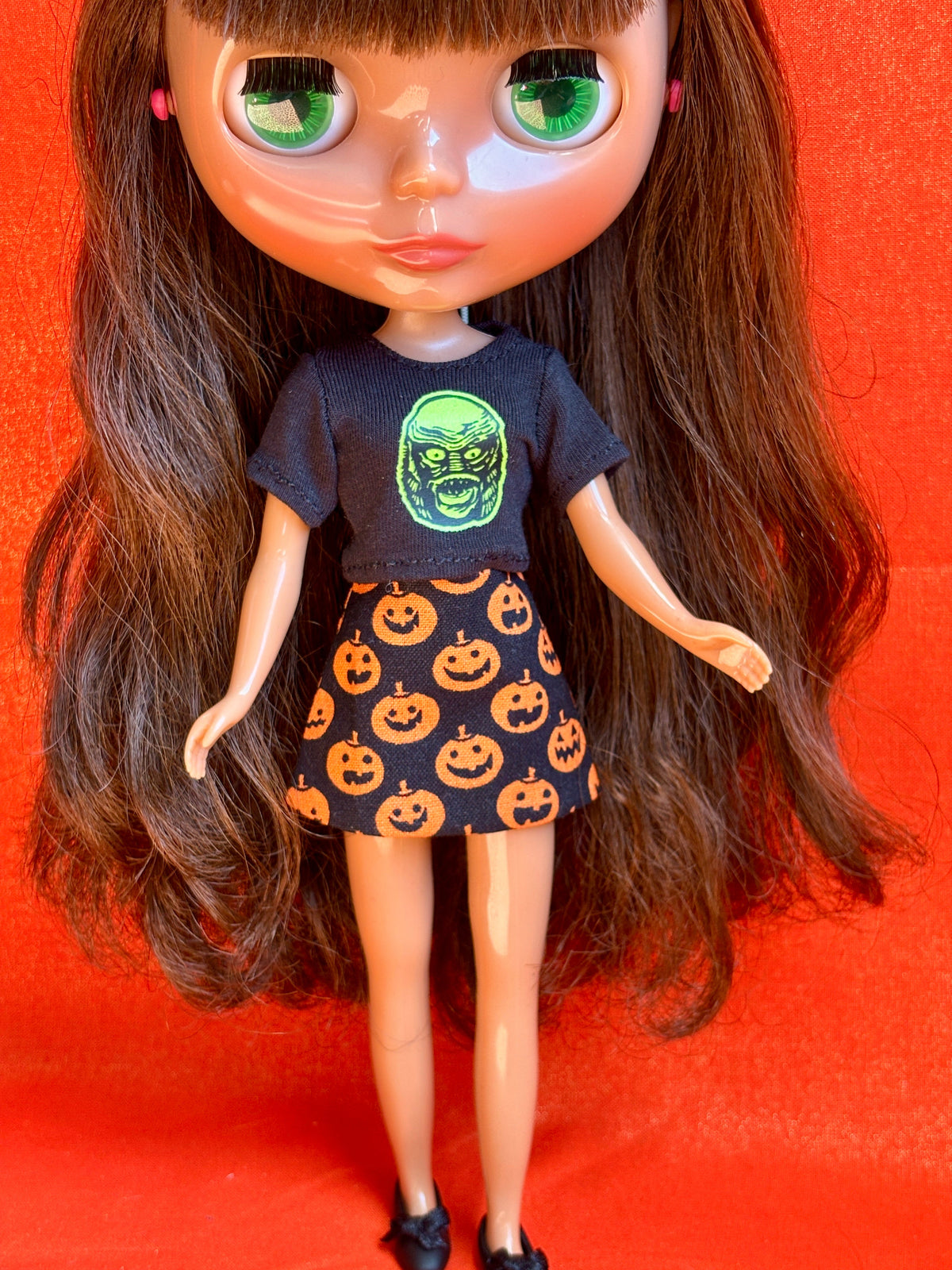 Lagoon Dude Glow Black Crop Tee for Blythe