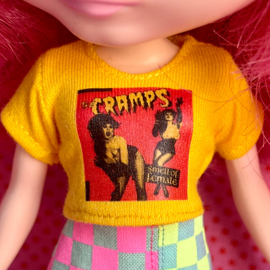 Smell of Female Yellow Crop Tee for Blythe
