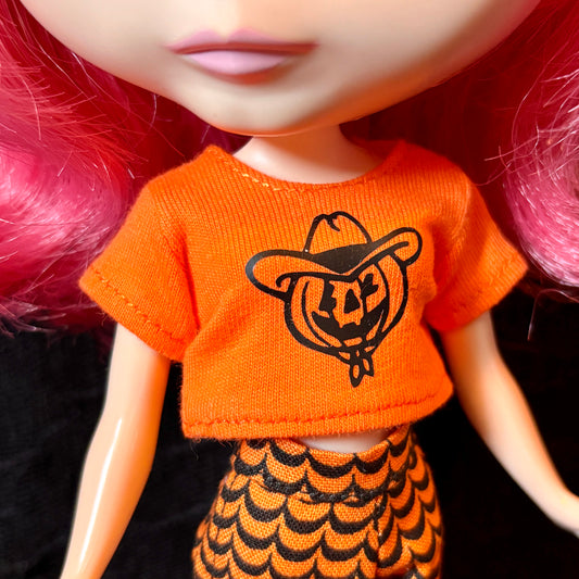 Cowboy O' Lantern Orange Crop Tee for Blythe