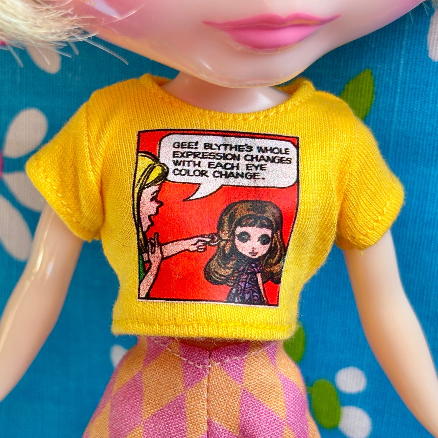 Kenner Eyes Comic Yellow Crop Tee for Blythe