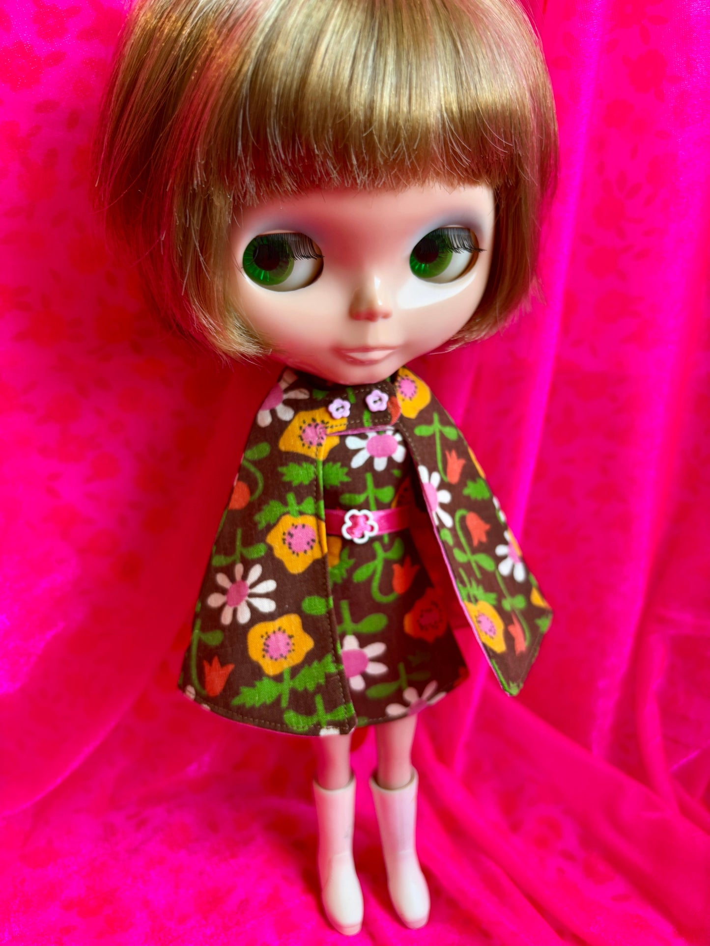 Wonder & Whimsy Brown Mod Vintage Dress & Cape Set