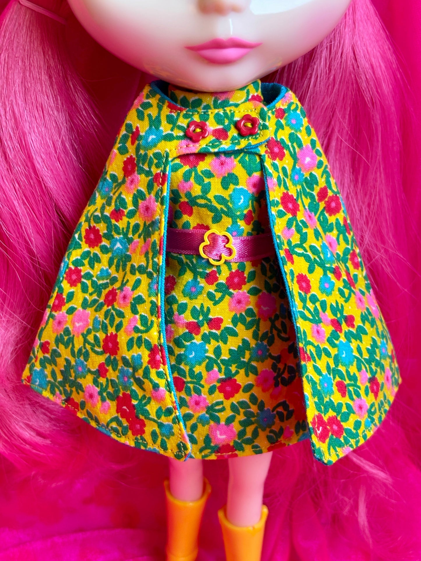 The Yellow Wallpaper Mod Vintage Dress & Cape Set