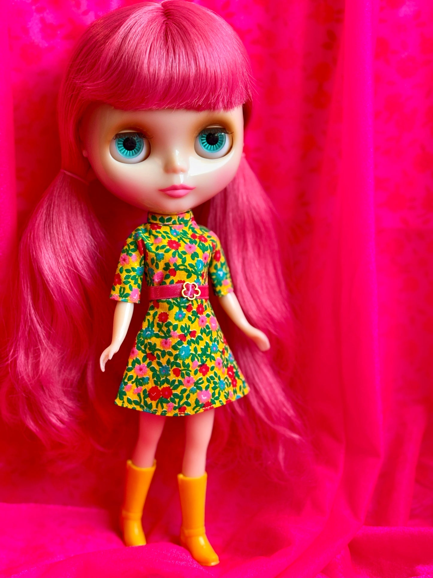 The Yellow Wallpaper Mod Vintage Dress & Cape Set