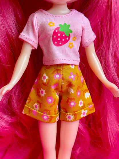 Golden Flower Fields Cuffed Cutie Shorts