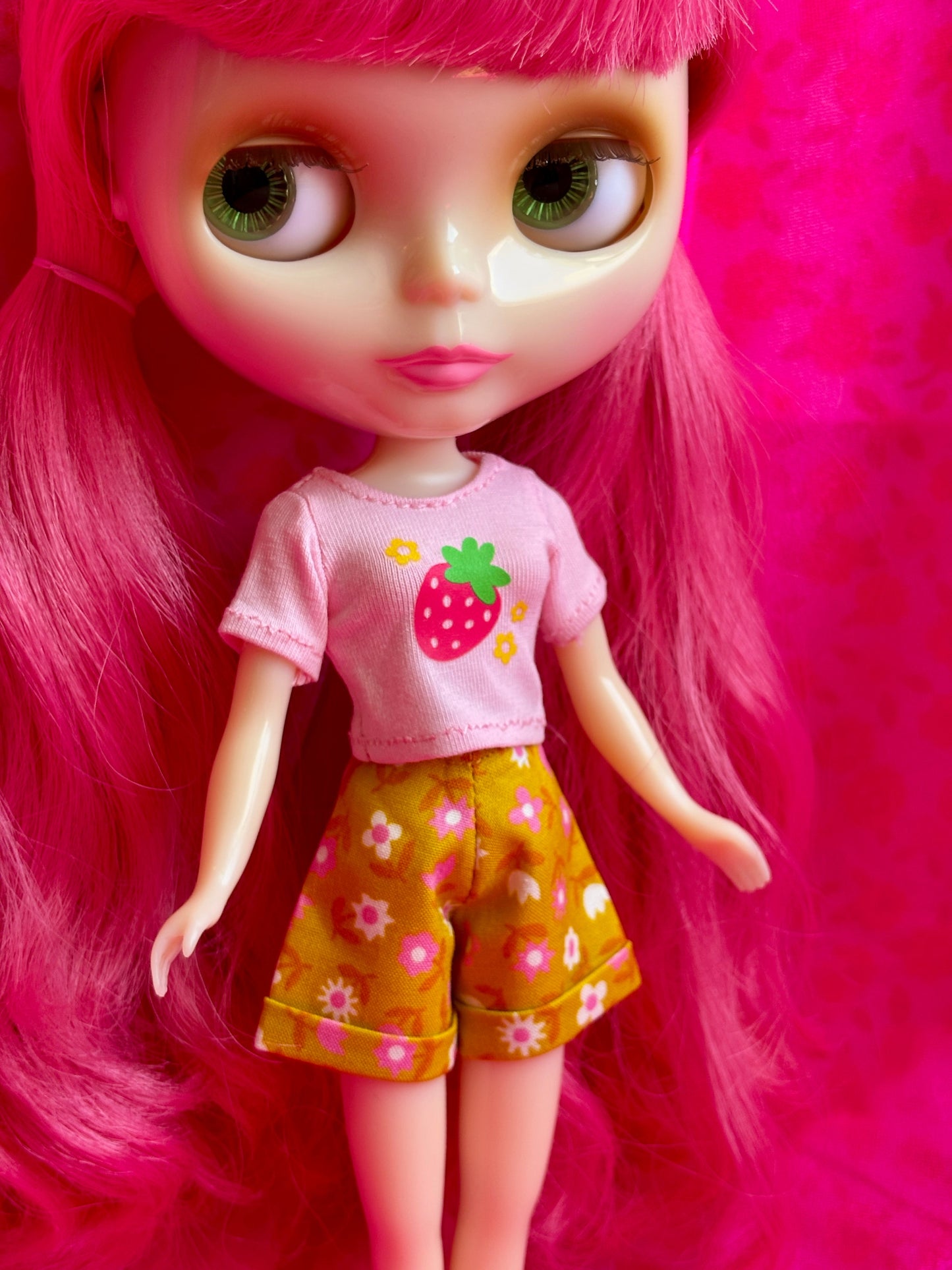 Golden Flower Fields Cuffed Cutie Shorts