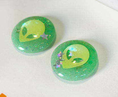Aliens Attack! / Mint Green Glitter Resin Blythe Eye Chips