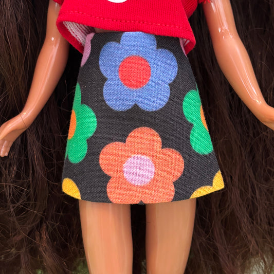 Big Daisies Black Mod Mini Skirt