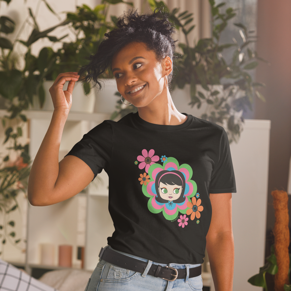 Bloomin' Goldie T-Shirt / Black