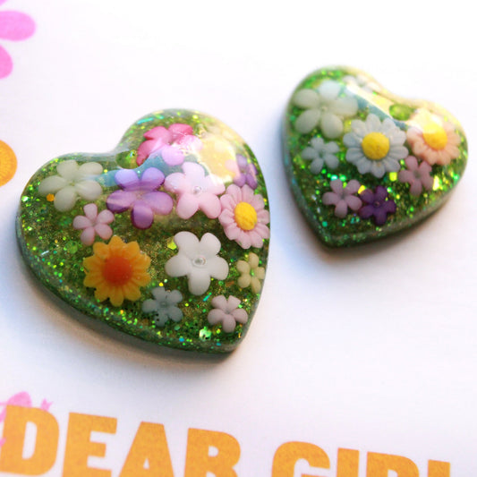 The Magic Garden Green / Resin Glitter Pull Ring Charm Set