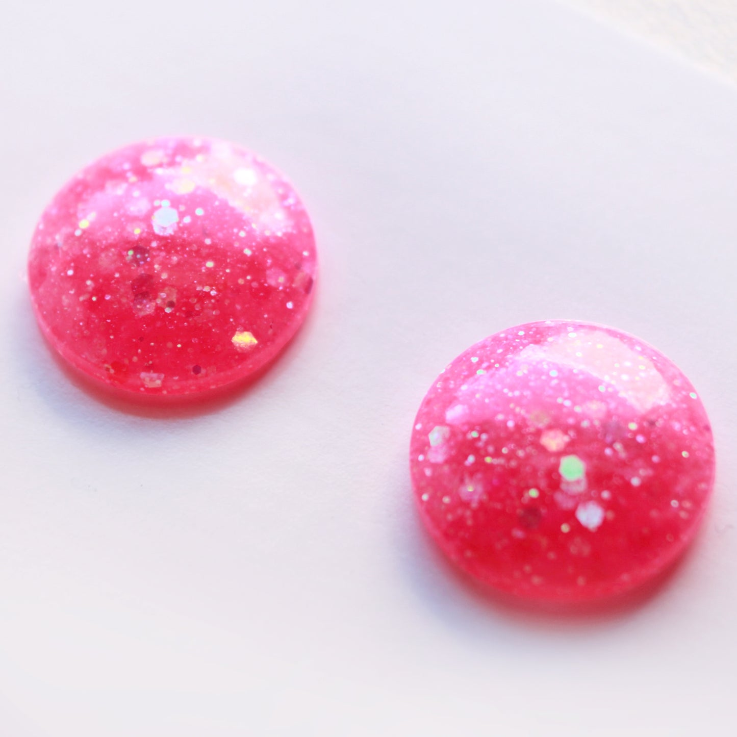 Hot Hot Pink / Glitter Resin Blythe Eye Chips