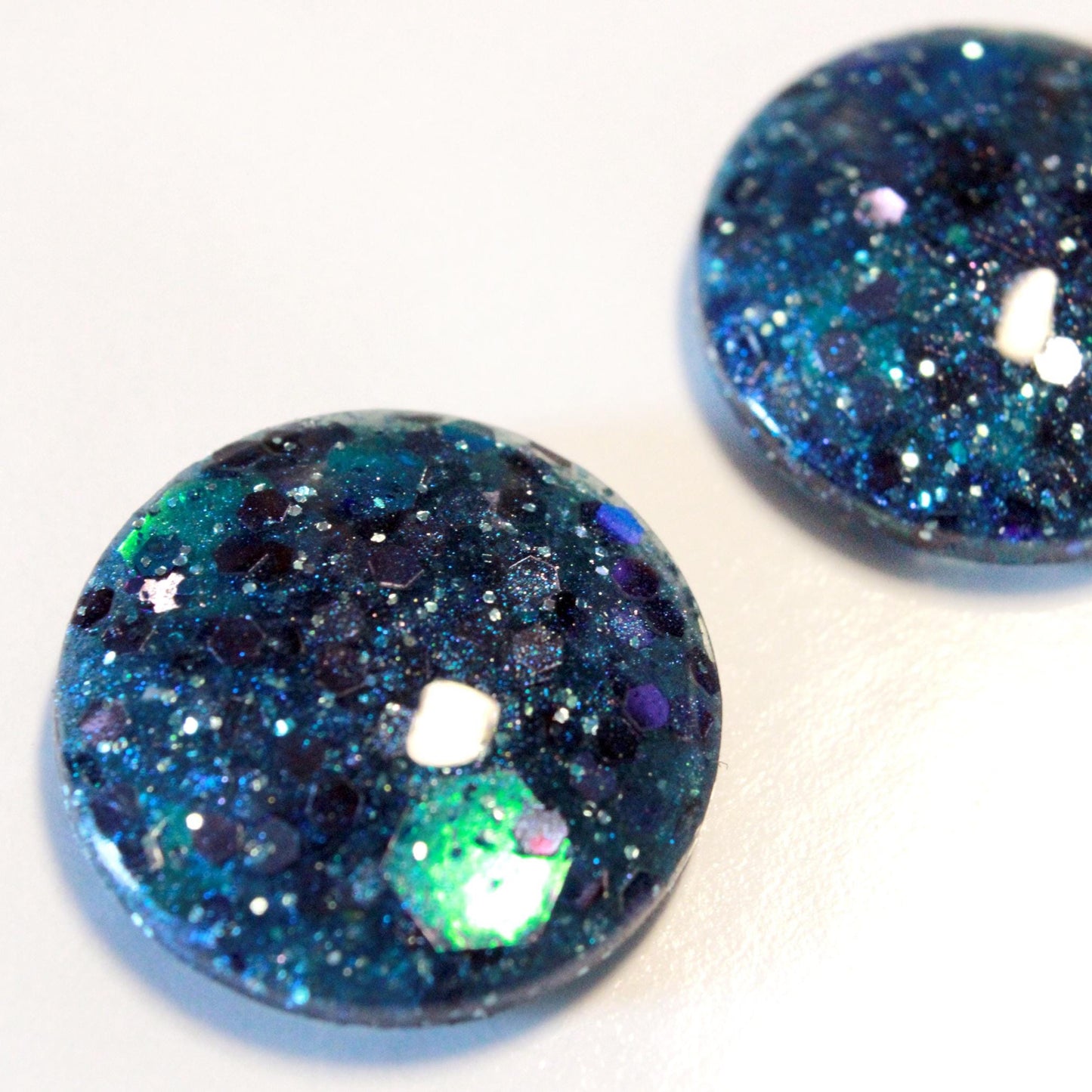 Deep Blue Sea / Glitter Resin Blythe Eye Chips