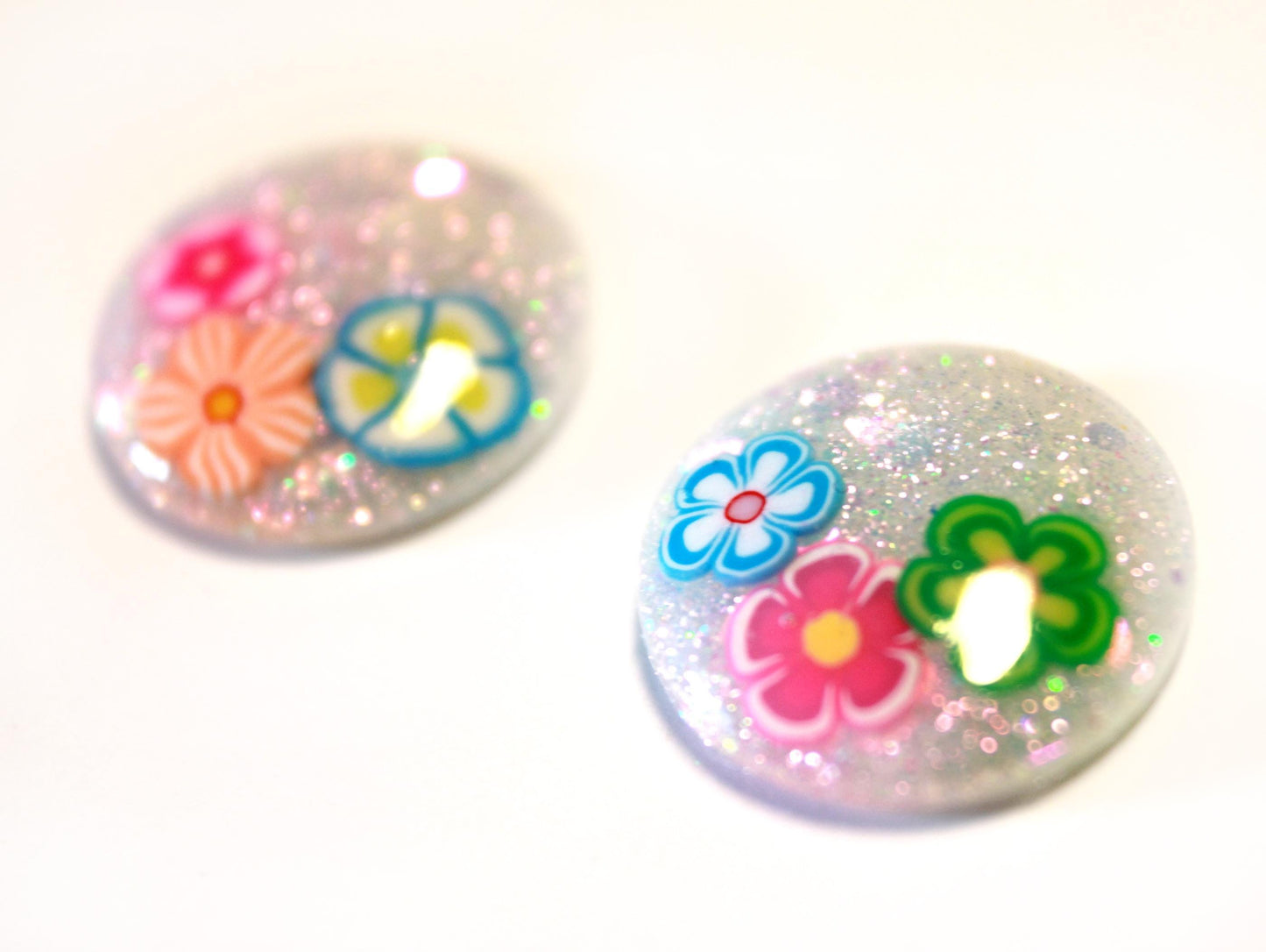 Positively De-Lei-tful / Flower Glitter Resin Blythe Eye Chips