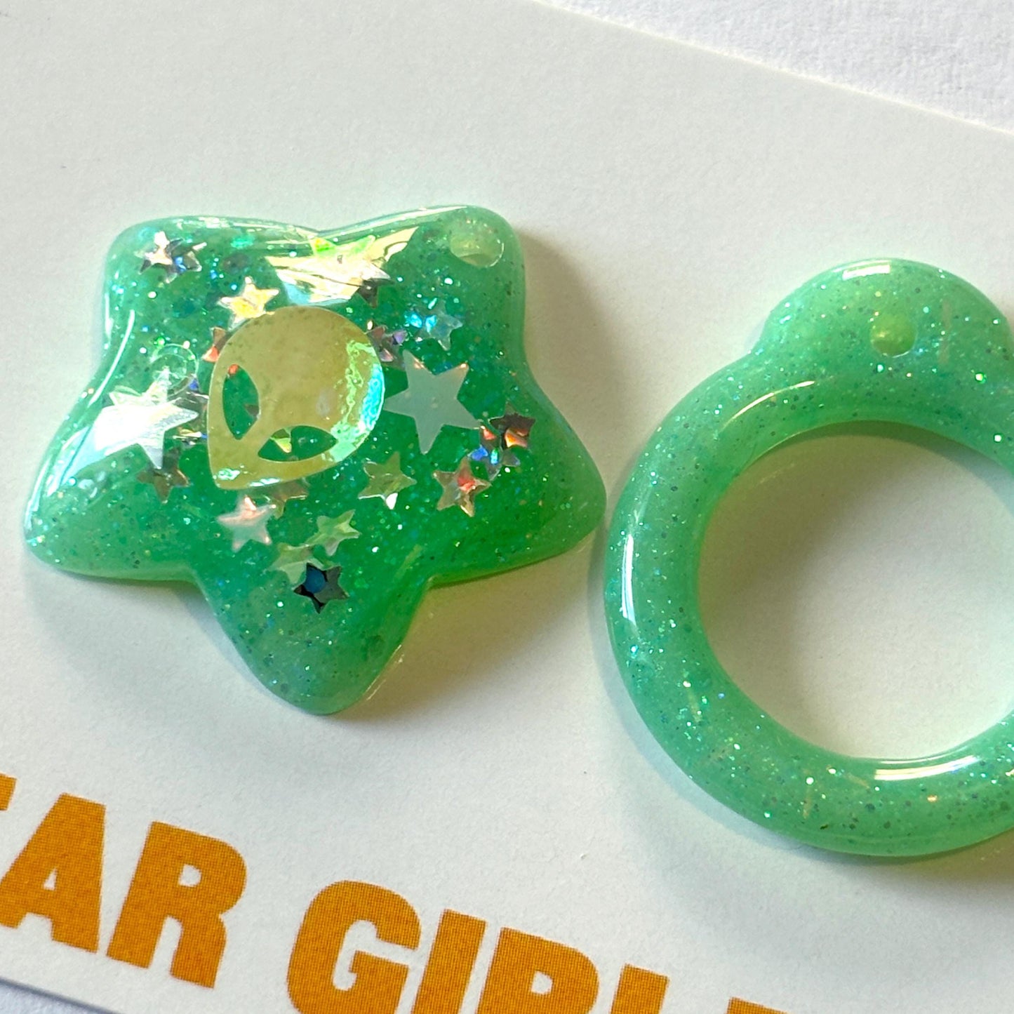 Take Me To Your Leader / OOAK Resin Green Glitter Pull Ring Set