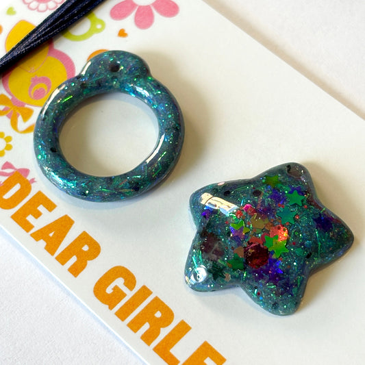 Pretty As A Peacock / OOAK Resin Glitter Pull Ring Set