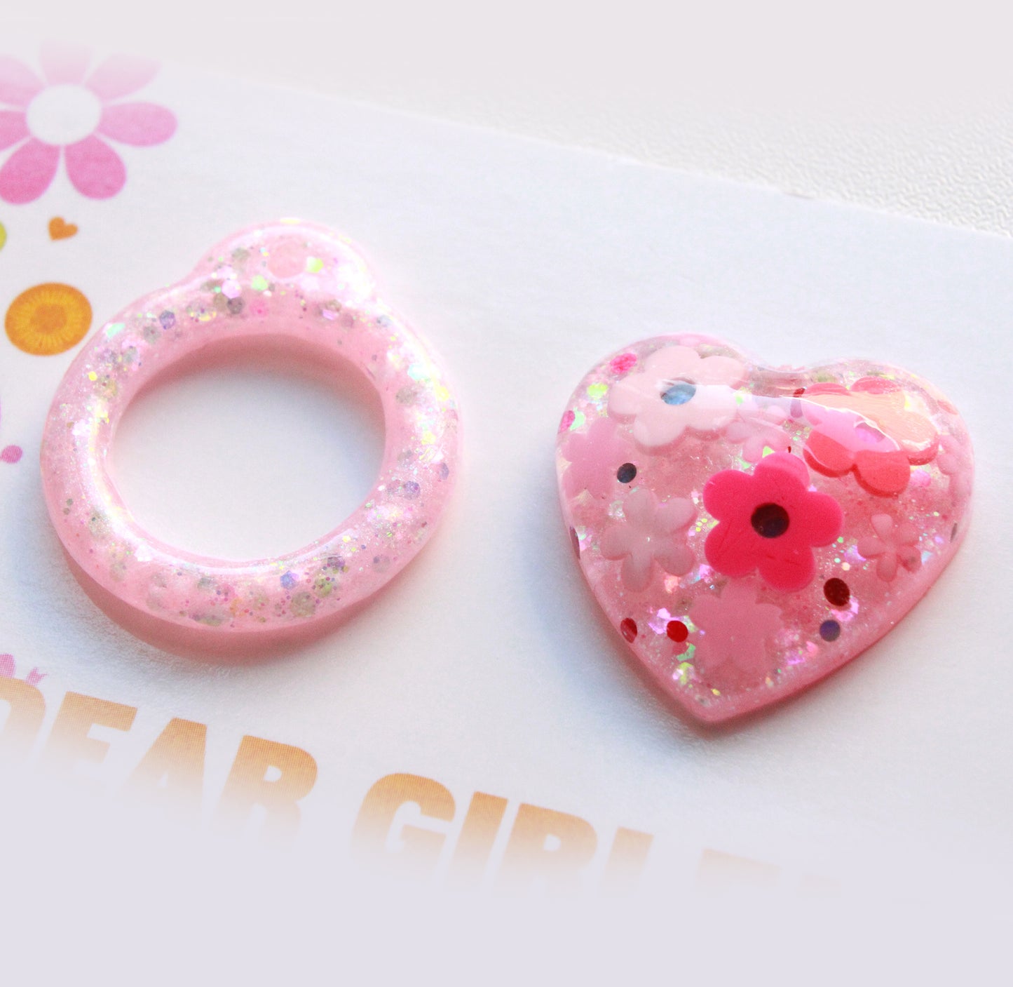 Daisy Bouquet Pink / Resin Glitter Pull Ring Charm Set