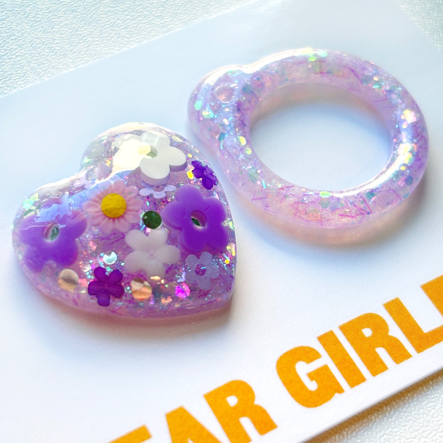 Daisy Bouquet Purple / Resin Glitter Pull Ring Charm Set